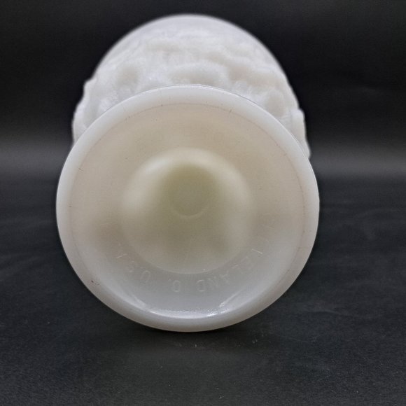 E O Brody Milk Glass Vase - Picture 8 of 11